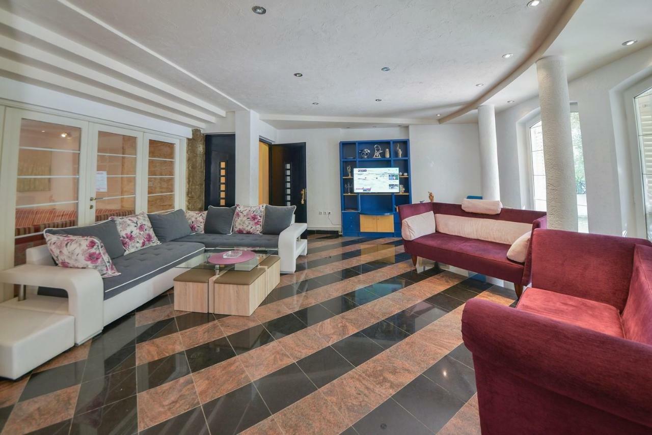 Villa Montenegro Budva Buitenkant foto